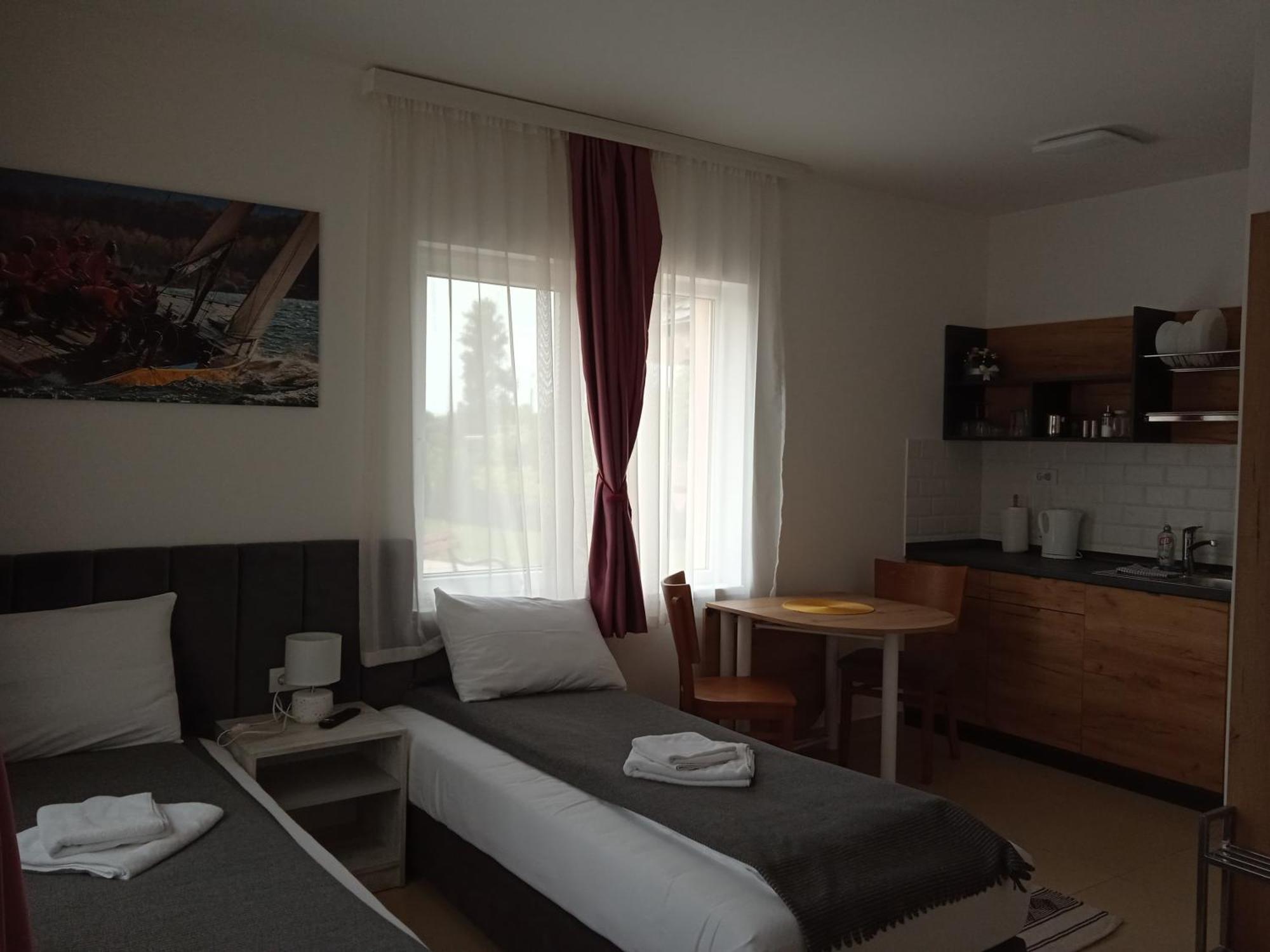 Navigator Hotel Palic Bilik gambar