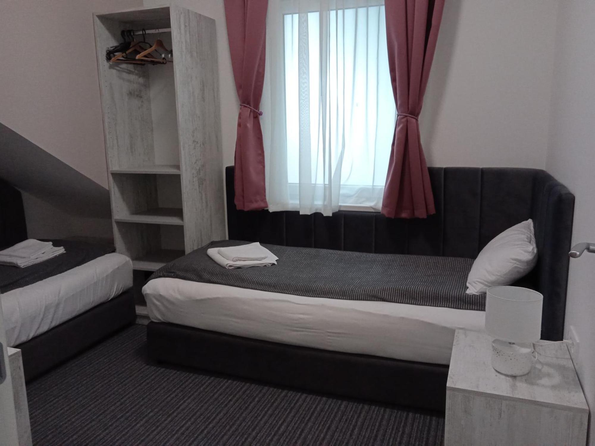 Navigator Hotel Palic Bilik gambar
