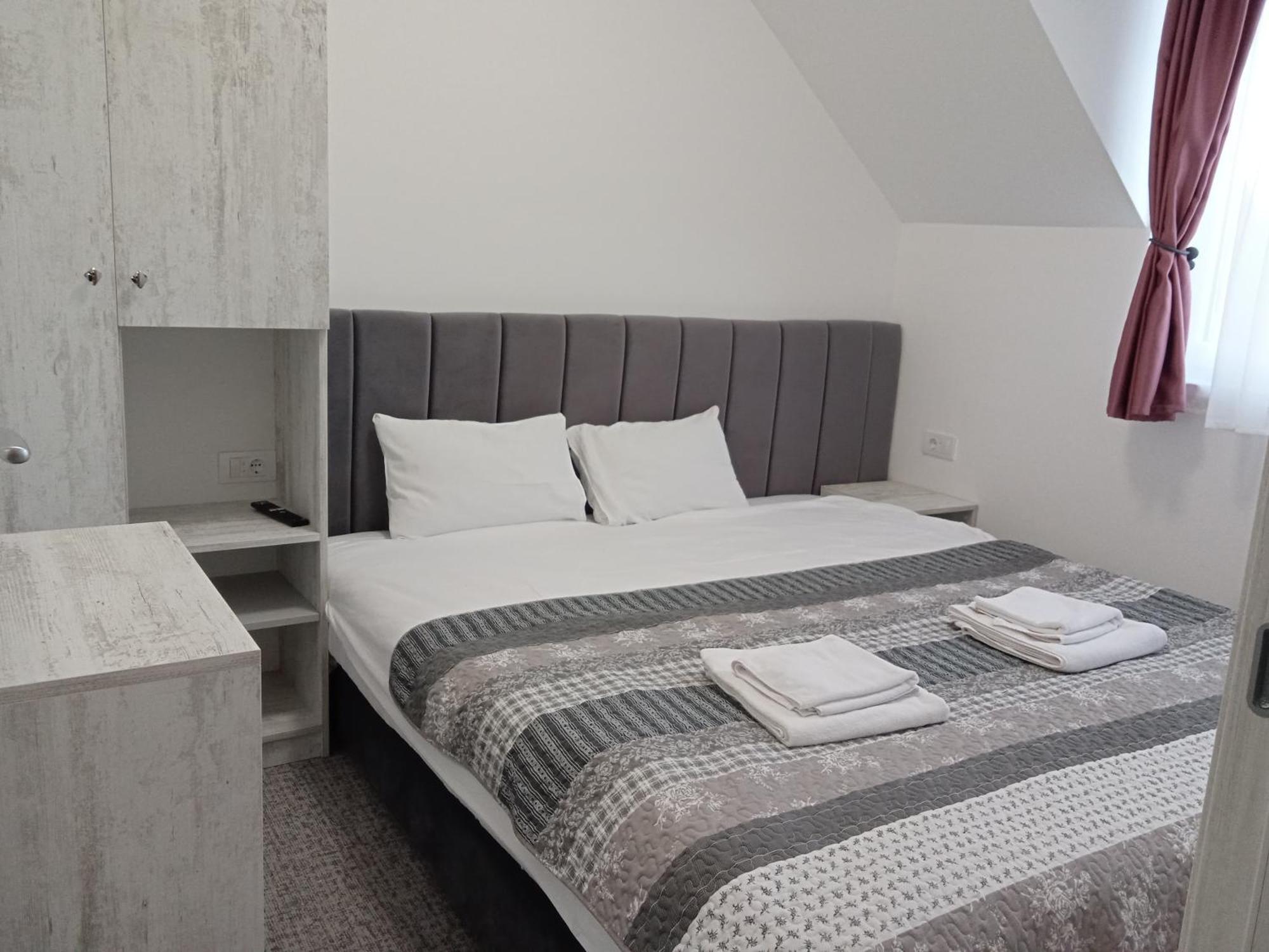 Navigator Hotel Palic Bilik gambar